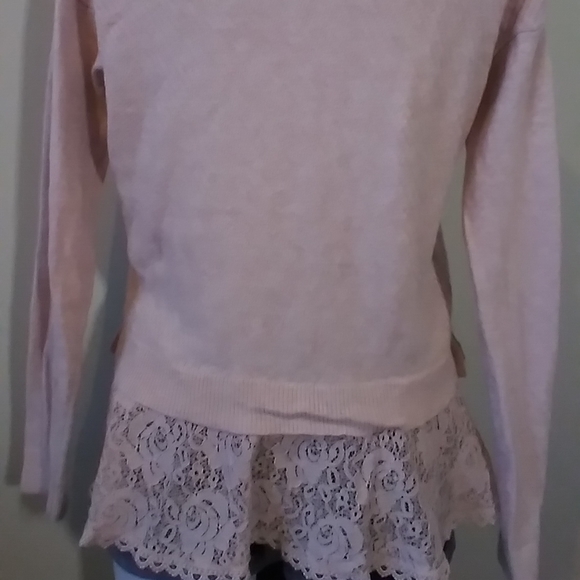 Beautiful Sweater from Anthropologie, Knitted & Knotted. Pink with Lace. - Picture 3 of 9